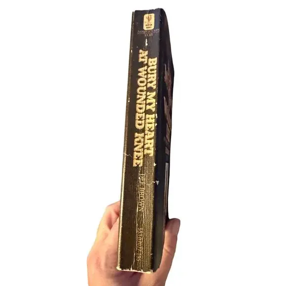 Vintage 1972 Bury My Heart at Wounded Knee Dee Brown Bantam Paperback - Picture 2 of 9